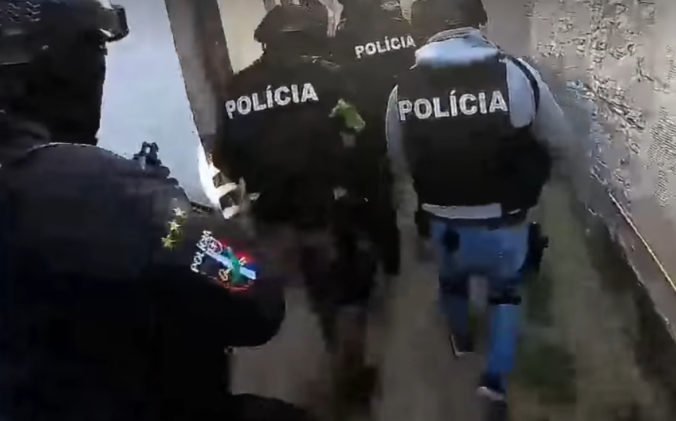 Video: Policajti NAKA zadržali úžerníka, Daniel sa vyhrážal vraždou zo strany košického podsvetia