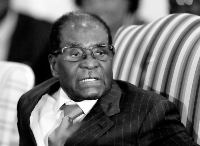 Zomrel Robert Mugabe, prvý prezident Zimbabwe po získaní nezávislosti