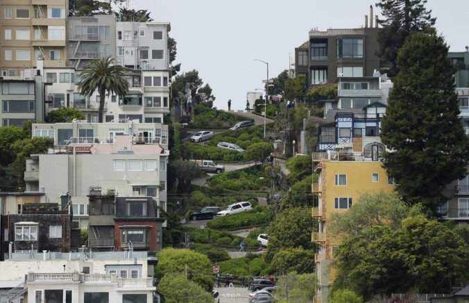 Za prejazd známou Lombard Street v San Franciscu sa zrejme bude musieť platiť