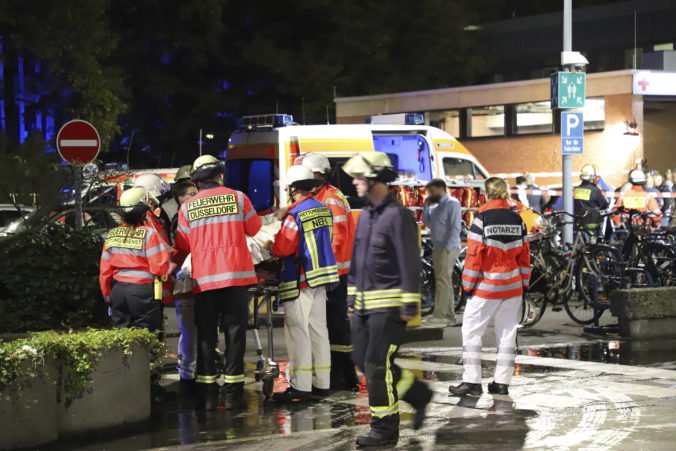 Požiar v nemocnici v Düsseldorfe si vyžiadal mŕtveho a zranených, viacerí sú ohrození života