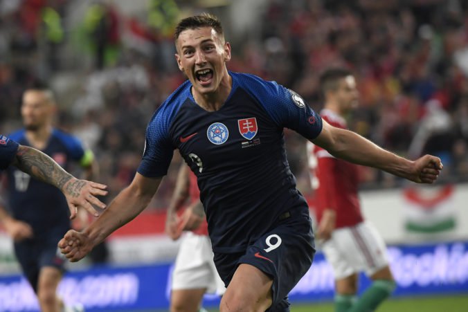 Slovenský hrdina v zápase proti Maďarsku Boženík schádzal z ihriska vyžmýkaný, víťazný gól venoval otcovi
