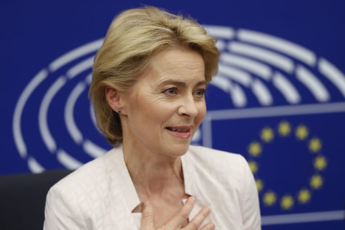 Von der Leyen predstavila v utorok v Bruseli novú komisiu, je v nej vyrovnaný pomer zastúpenia oboch pohlaví