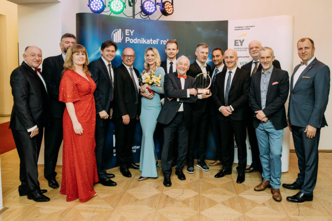 Začína štrnásty ročník súťaže EY Podnikateľ roka