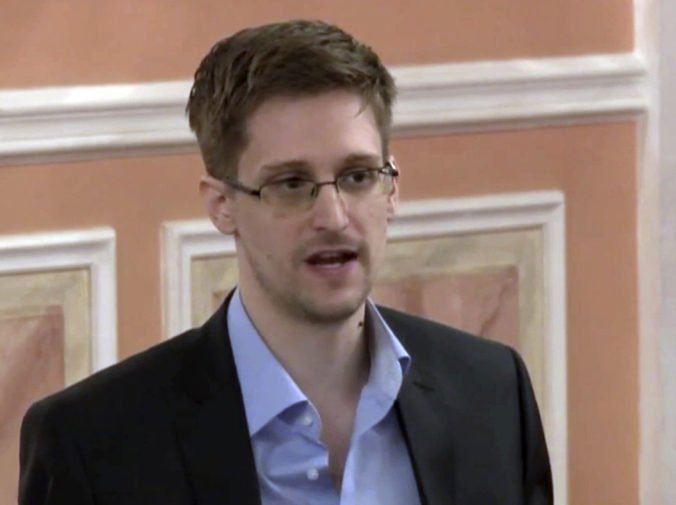 Edward Snowden požiadal prezidenta Macrona, aby mu udelil azyl vo Francúzsku