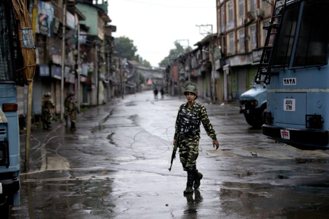Pakistan odmieta rokovať s Indiou, požaduje zrušenie zákazu vychádzania v Kašmíre