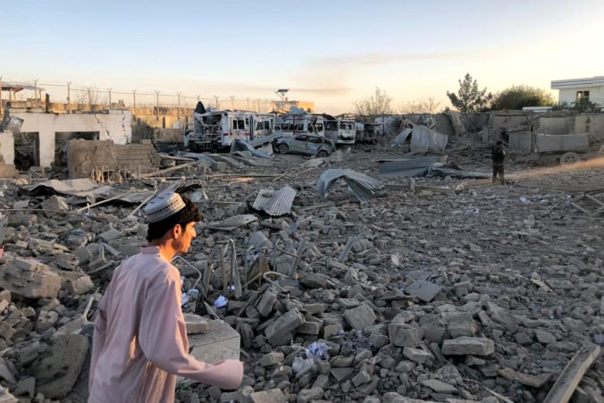 Explózia v Kaláte zničila časť nemocnice, k útoku sa prihlásil Taliban