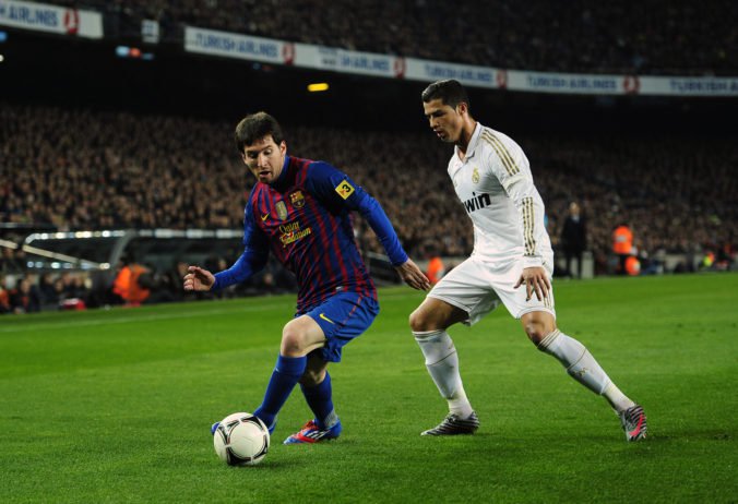 Ronaldo je stále hladný po úspechoch, chce viac Zlatých lôpt ako Messi