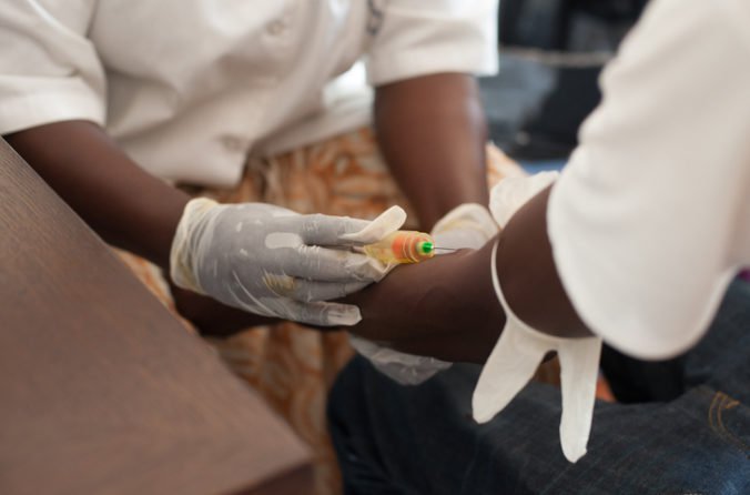 V Kongu nasadia druhú vakcínu proti ebole, môže byť dôležitým nástrojom na zastavenie šírenia vírusu