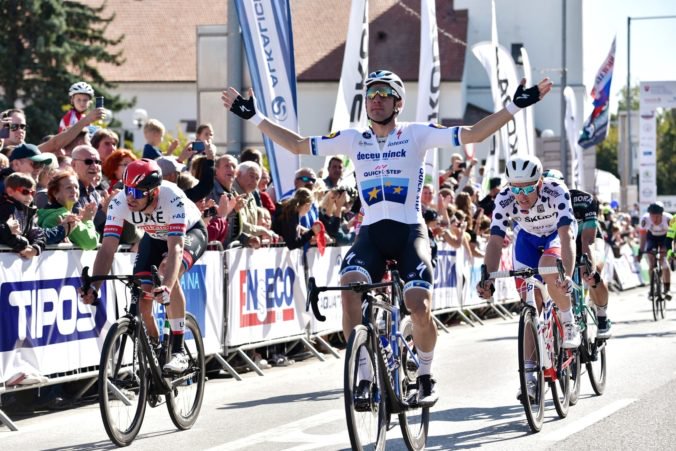 Víťazom záverečnej štvrtej etapy Okolo Slovenska sa stal Viviani, Baška skončil tesne pod pódiom