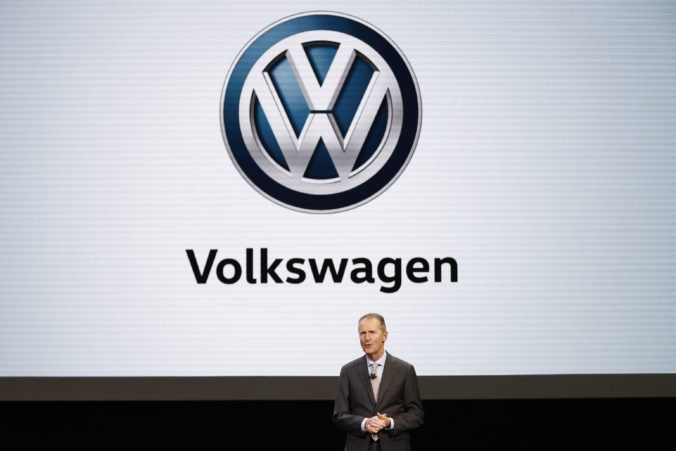 Z emisného škandálu Volkswagenu obžalovali generálneho riaditeľa aj predsedu dozornej rady