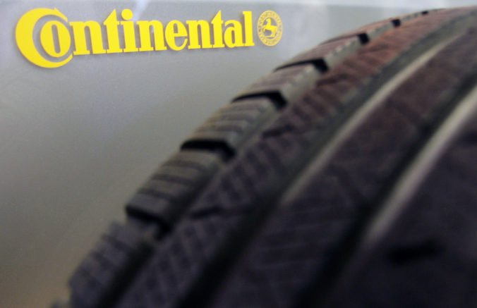 Reštrukturalizácia firmy Continental sa má dotknúť takmer dvadsať tisíc zamestnancov