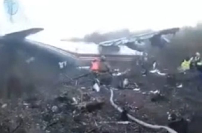 Video: Lietadlu došlo palivo, zrútilo sa pri Ľvove