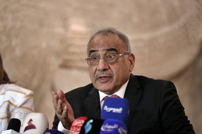 Iracký premiér Mahdí vyzval na ukončenie protestov, tie si vyžiadali už viac než sto obetí