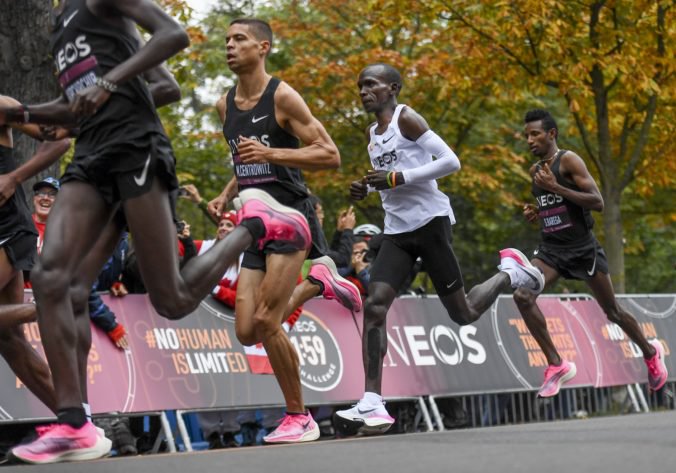 Video: Eliud Kipchoge prepísal históriu, zabehol maratón pod dve hodiny