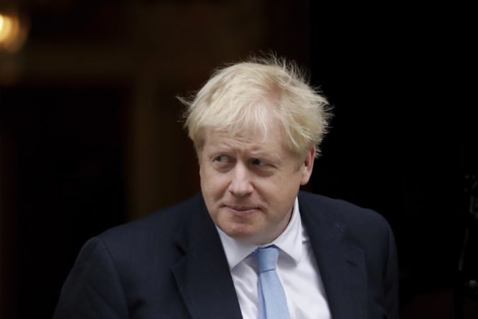 Premiér Johnson prirovnal brexit k výstupu na Mount Everest, Británia sa vraj blíži k vrcholu