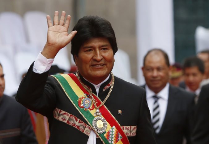 Najdlhšie vládnuci prezident v Latinskej Amerike zostáva vo funkcii