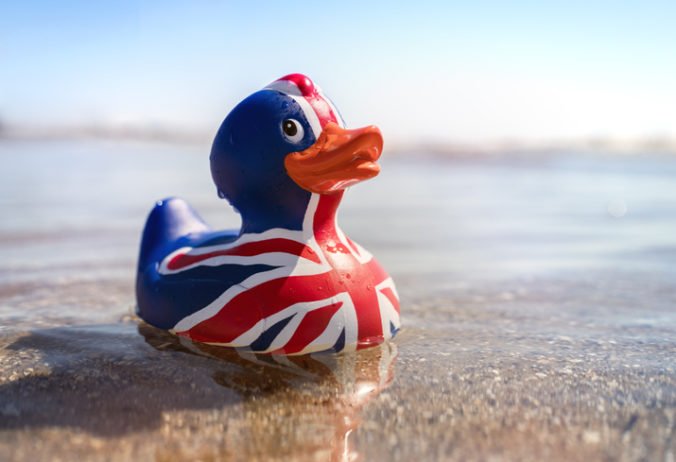 Veľká plážová párty v deň brexitu nakoniec nebude, Britom na rozlúčku zamávajú v iný deň