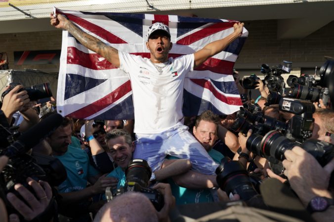 Hamilton je najlepší pretekár v histórii, tvrdí bývalý pilot F1 Herbert