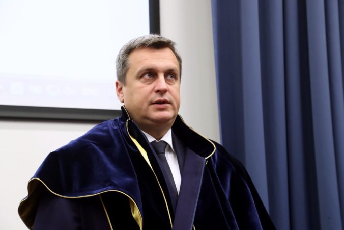 Foto: Andrej Danko bol vyznamenaný čestným doktorátom na moskovskej univerzite MGIMO