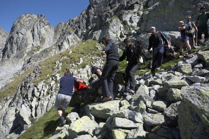 Úrazovosť v slovenských horách výrazne stúpla, záchranári zavádzajú novinku