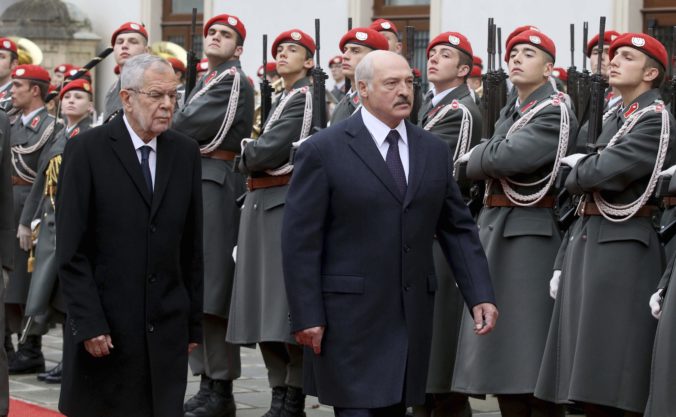 Lukašenko chce lepšie vzťahy s Úniou, prezident Bieloruska zavítal do Viedne
