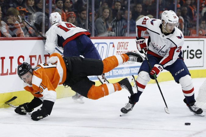 Video: V NHL sa hralo päť zápasov, Pánik a Sekera sa tešili z výhier svojich tímov