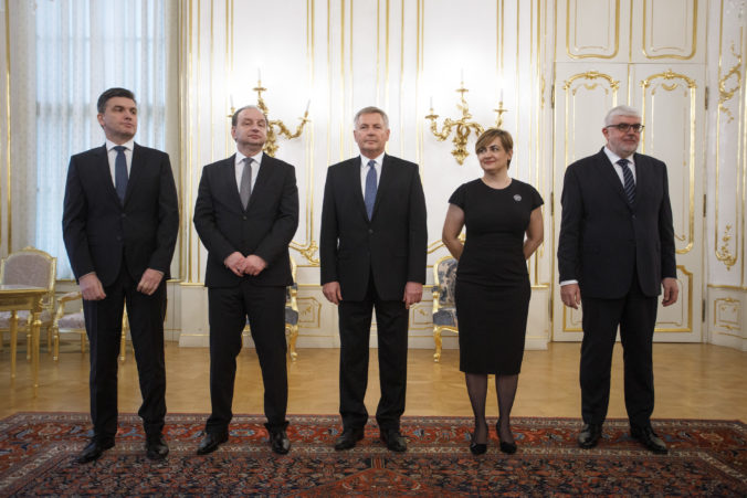 Foto: Prezidentka Čaputová vymenovala nových veľvyslancov, povedú ambasády v Nemecku aj Mexiku