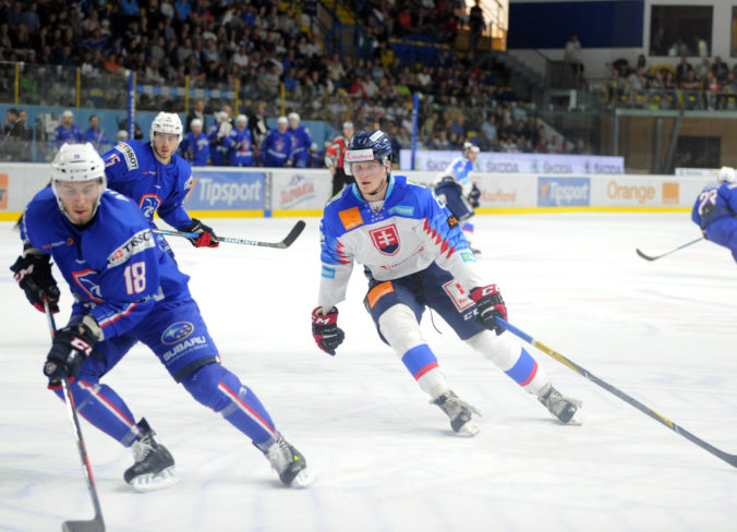 Bakoš bodoval v šiestom zápase KHL v rade, asistoval pri víťazstve Admiralu Vladivostok