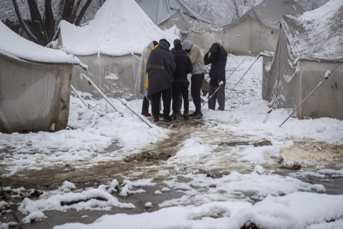Tábor migrantov pri Bihači nie je miesto pre ľudí, komisárka Rady Európy ho navrhuje uzavrieť