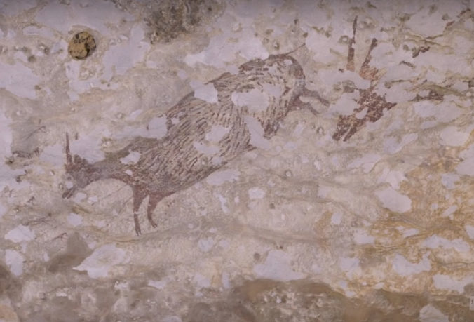 Našli jaskynnú maľbu starú 44-tisíc rokov, môže ísť o najstaršie vyobrazenie príbehu (video)