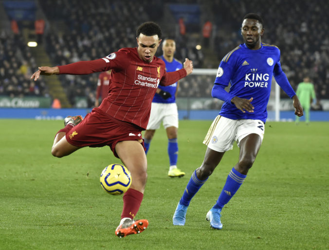 Liverpool v šlágri Premier League deklasoval Leicester, Southampton šokoval Chelsea