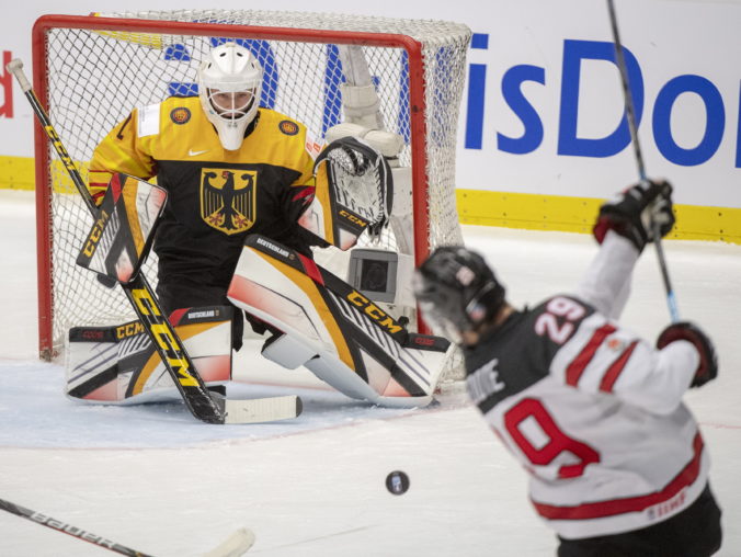 Kanada na MS v hokeji do 20 rokov porazila Nemecko a dotiahla sa na USA