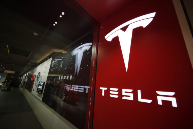 Tesla dodala zákazníkom svoje prvé elektrické autá vyrobené v Číne