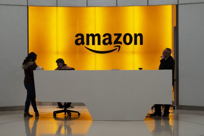 Spoločnosť Amazon sa vyhráža prepustením ekologickým aktivistom