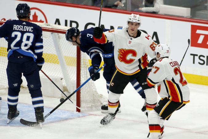 Adam Ružička spečatil triumf Stocktonu v AHL, v zápase s Ontariom padlo až deväť gólov