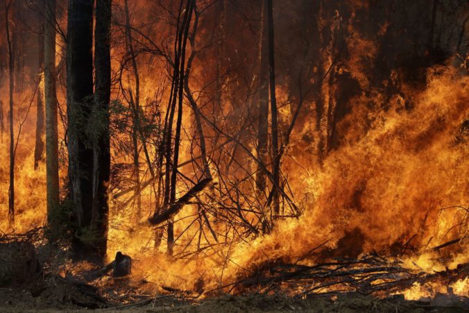 Austrálsky štát Viktória očakáva zhoršenie požiarov a vyzval na evakuáciu obyvateľov
