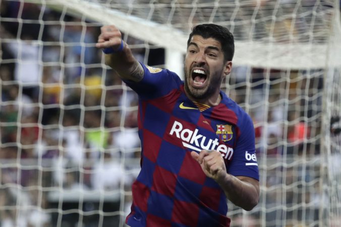 Luis Suárez sa podrobil operácii a v zostave FC Barcelona bude chýbať štyri mesiace