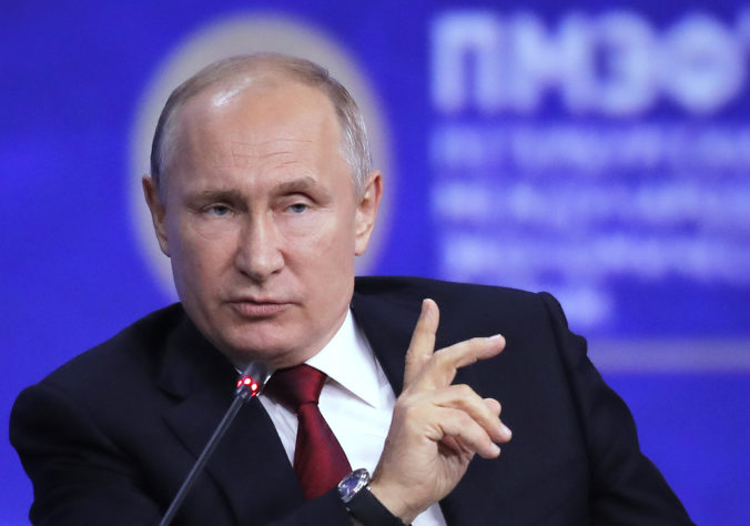 Nová ruská vláda je zostavená, Putin predstavil jej kompletné zloženie
