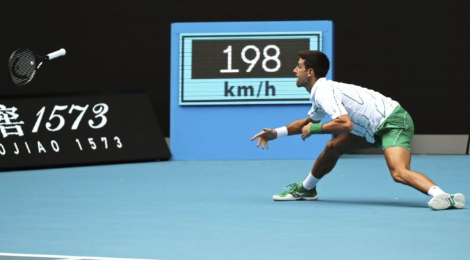 Novak Djokovič preletel druhým kolom Australian Open (video)