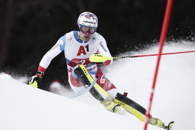 Daniel Yule ovládol slalom v Kitzbüheli, v prvom kole všetkých šokoval nórsky tínedžer