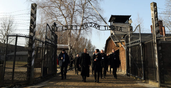 Prezidentka Čaputová si v Osvienčime pripomenula Medzinárodný deň pamiatky obetí holokaustu