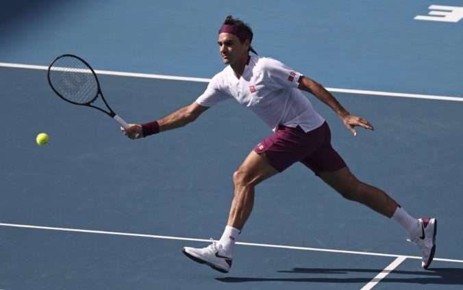 Roger Federer už druhýkrát na Australian Open 2020 ušiel hrobárovi z lopaty (video)