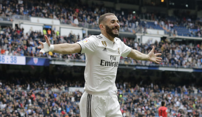 Madridské derby v La Lige rozhodol jediný gól, výhru Realu nad Atléticom zariadil Benzema