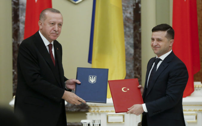 Turecký prezident Erdogan počas svojej návštevy Ukrajiny odsúdil anexiu Krymu
