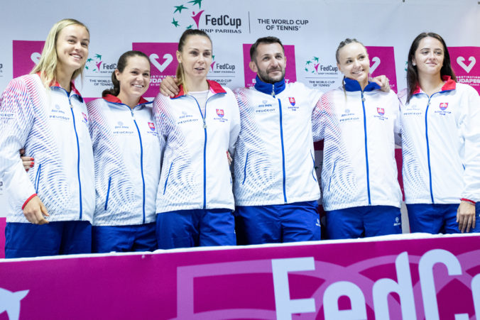 Fedcupový súboj Slovensko – Veľká Británia začnú Schmiedlová s Watsonovou (foto)