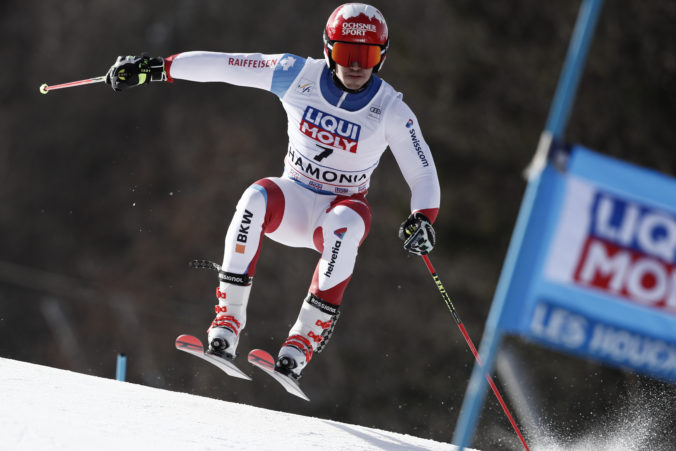 Švajčiar Loic Meillard vyhral v Chamonix paralelný obrovský slalom a získal malý glóbus