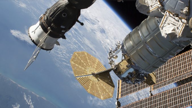 Rusko pošle na Medzinárodnú vesmírnu stanicu dvoch kozmonautov