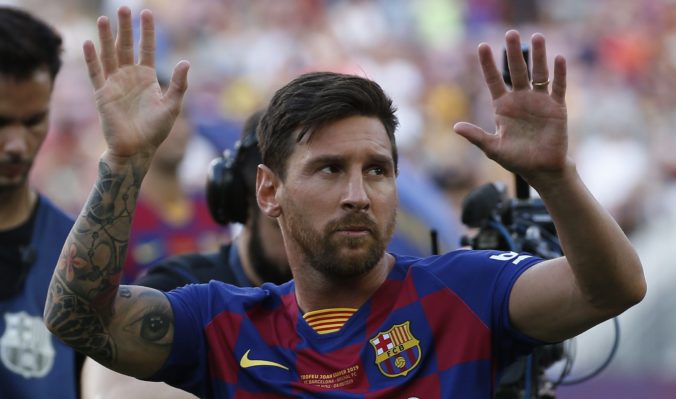 Fanúšikovia Barcelony žiadali rezignáciu Bartomeua, „prezident“ Messi ich umlčal štyrmi gólmi