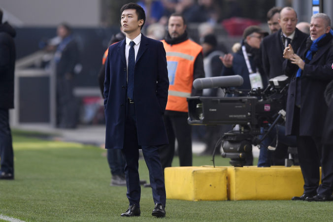 Prezident Interu Miláno verbálne napadol šéfa Serie A, nazval ho najtemnejším klaunom
