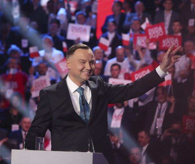 Poľský prezident schválil milióny na verejnoprávne médiá, opozícia chcela podporu liečby rakoviny